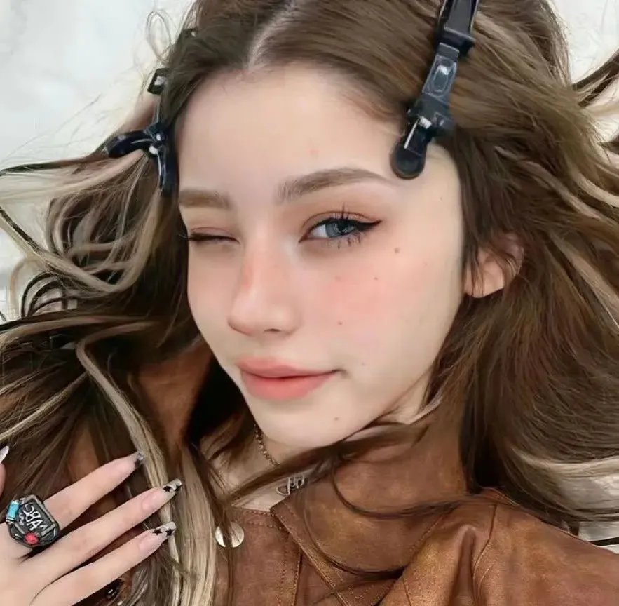 脂粉双雄